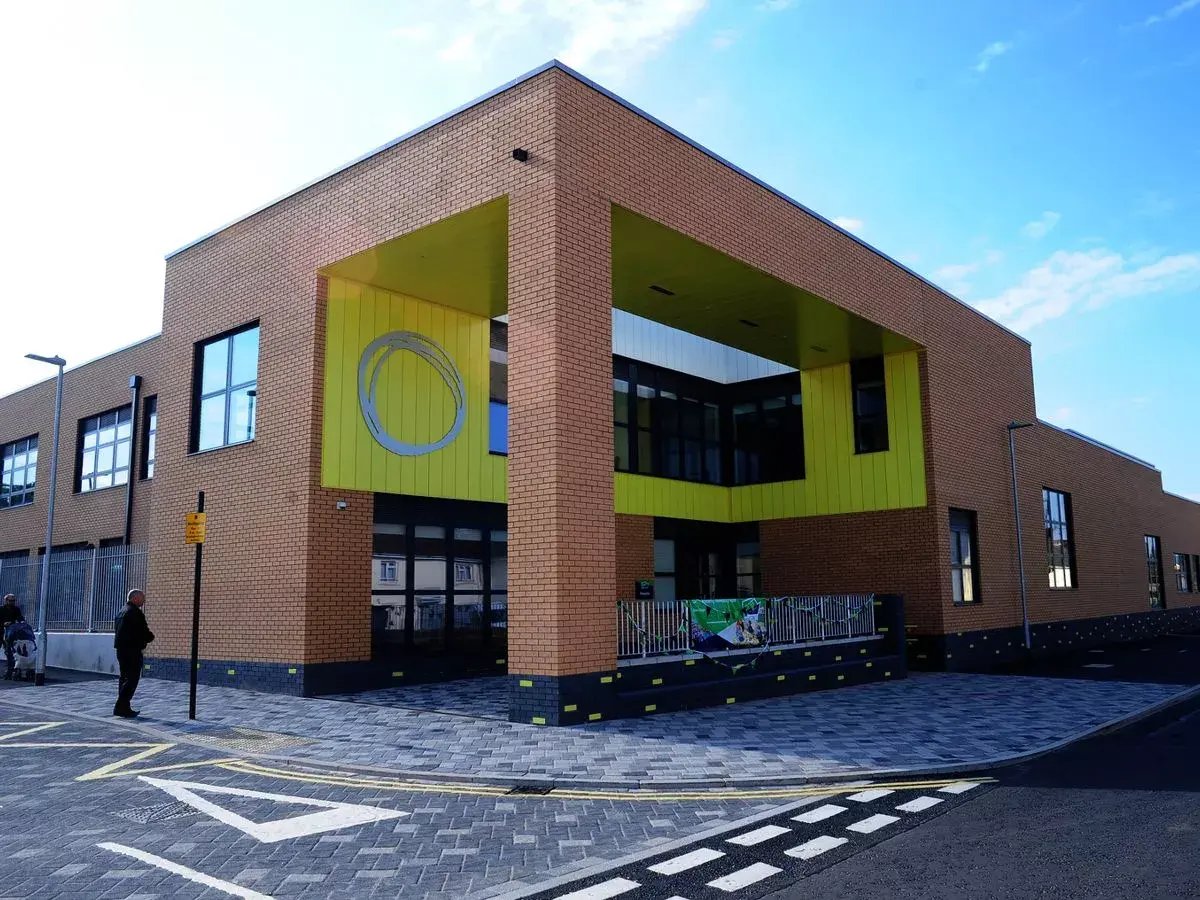 1_Oasis-Academy-Marksbury-Road