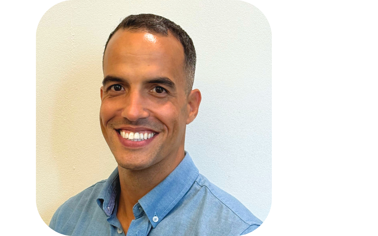 Daniel Neeld - Medical Tracker - Managing Director (1)